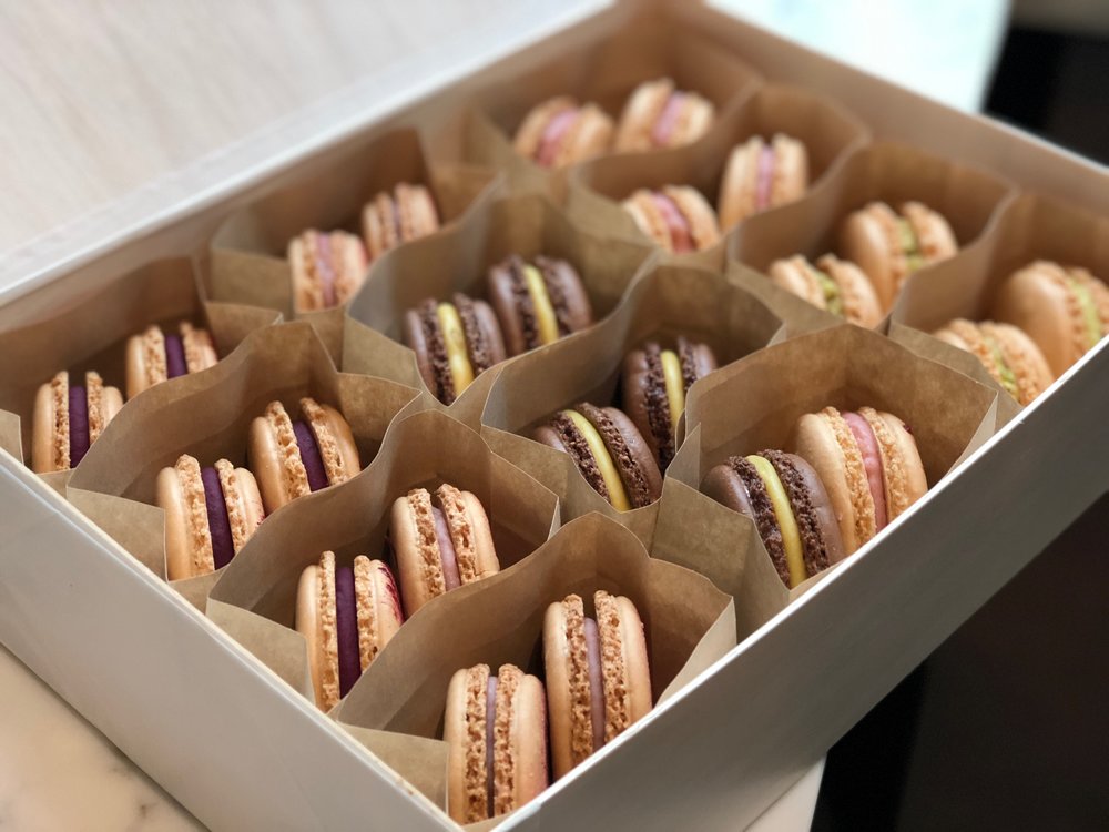 Assorted macarons